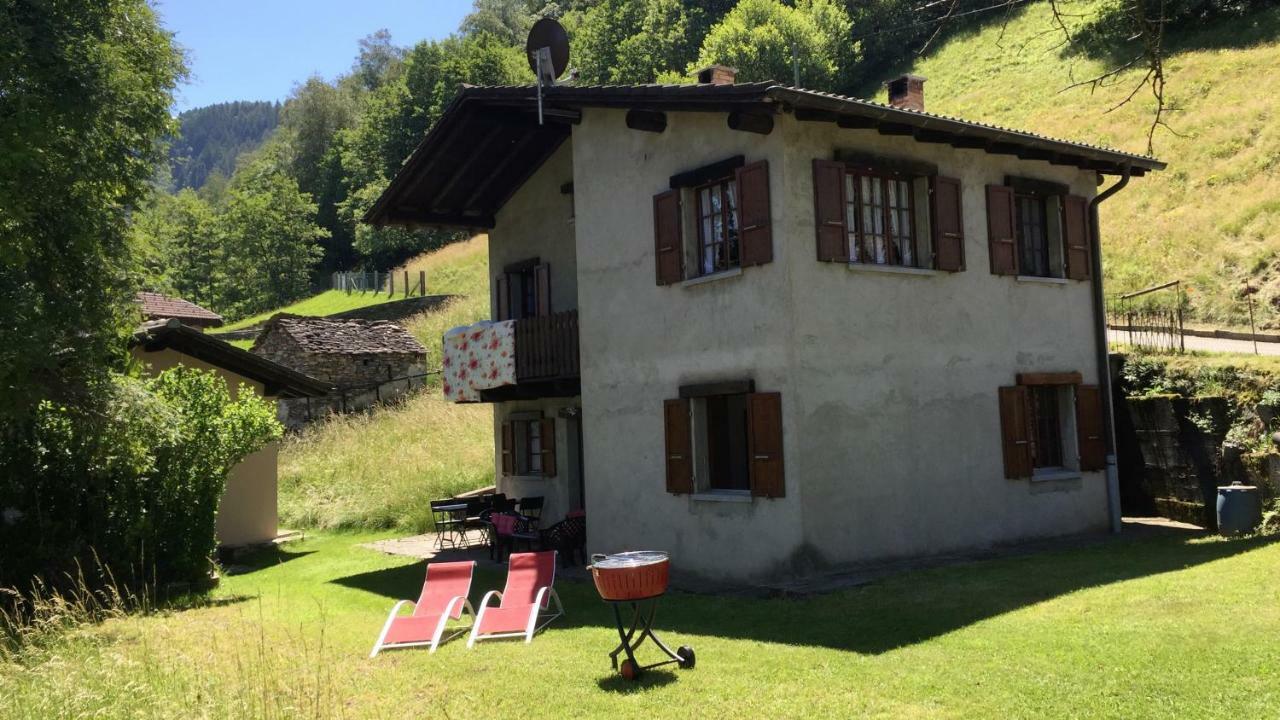 Ferienwohnung Rustico Ai Monti Cadenazzo Exterior foto