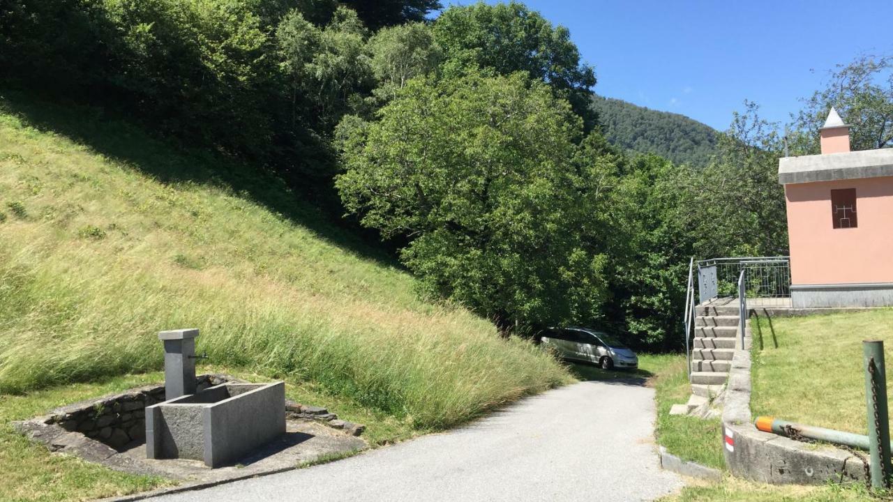 Ferienwohnung Rustico Ai Monti Cadenazzo Exterior foto